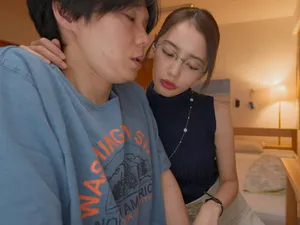 Video trả phí mới nhất của vị thần vĩ đại trong cộng đồng Cape, hoa cúc có hơi lỏng lẻo không?? Hẹn gặp nhân viên ngân hàng để quan hệ tình dục, thật là dâm đãng