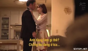 Xé toạc quần tất của Isabelle và quan hệ với cái lồn ướt át của cô ấy theo kiểu chó